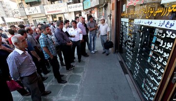 شوک ارزی در ایران چگونه شکل گرفت؟/ غلبه بر آشوب اقتصادی نیازمند تغییرات ساختاری است