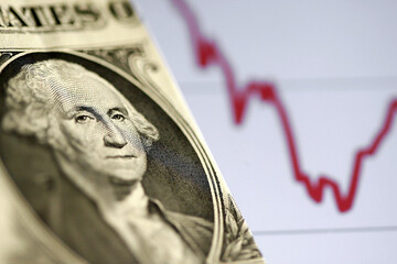 رابطه بورس و دلار در ۴ سال گذشته
