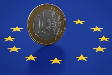 آیا یورو همچنان گران باقی می‌ماند؟ + فیلم