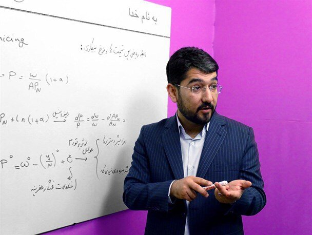 منصوری بیدکانی: لغو معاملات الگوریتمی کمکی به بازار سرمایه نمی‌کند