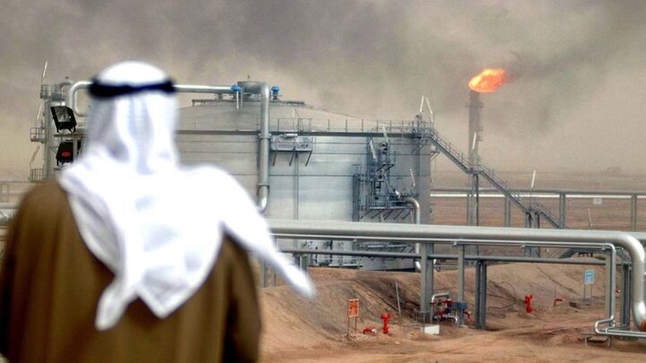 درآمد صادرات نفت عربستان ماه جولای نصف شد