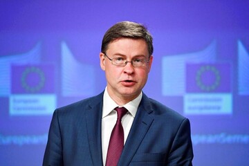 کمیسر تجاری اتحادیه اروپا از آمریکا درخواست لغو عوارض کرد