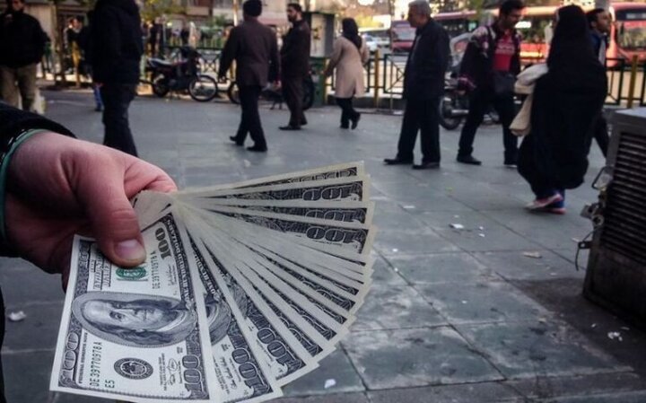 با هر عطسه،نرخ ارز در ایران جابه‌جا می شود