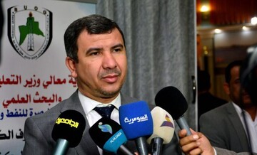 پیش‌بینی وزیر عراقی از افزایش بهای نفت در اوایل سال آینده میلادی