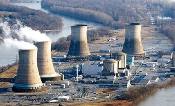 لهستان قرارداد اتمی ۱۸ میلیارد دلاری با آمریکا امضا می‌کند