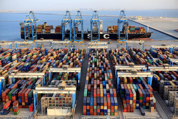 جزئیات تجارت خارجی ایران در ۱۱ماهه ۱۴۰۲ / تراز تجاری ۱۹ میلیارد دلار مثبت شد + نمودار