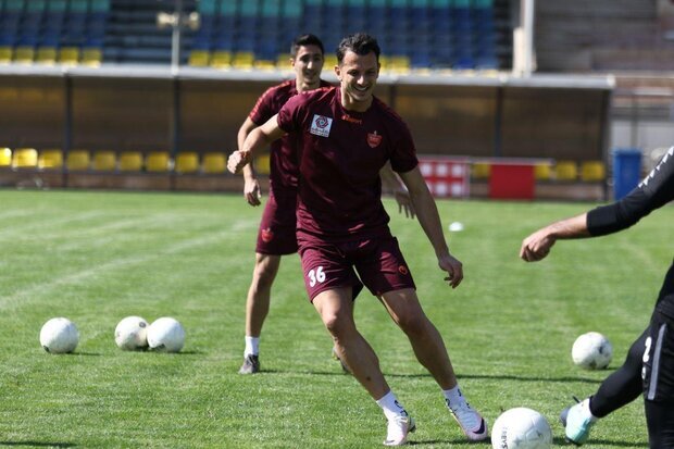 دست گل محمدی برای خط حمله پرسپولیس باز شد