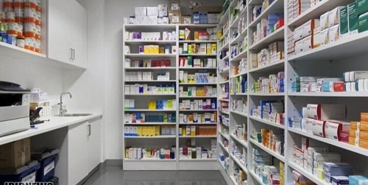 قیمت دارو از کارخانه تا دست مصرف‌کننده ۴۵ درصد بیشتر می‌شود