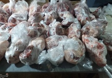 تهران| فیله کردن روزانه ۲ تن مرغ در کارگاه آهنگری!
