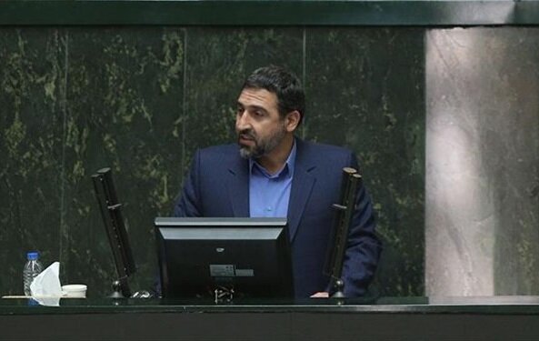 موسوی: مجلس تحقیق و تفحص از بورس را به اتفاق آراء تصویب کند