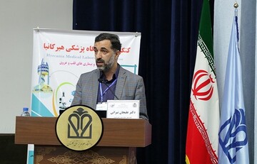 پاسخ رئیس انجمن ویروس‌شناسی ایران به شایعات پیرامون واکسن کرونا/ آهن‌ربایی شدن بدن شایعه یا واقعیت