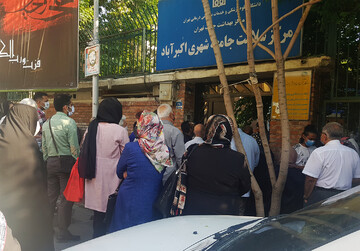 صف ۷کیلومتری واکسن در تهران! + فیلم