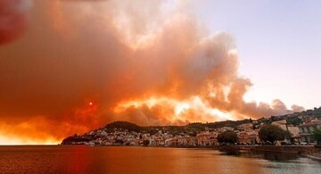 جهان در محاصره تغییرات اقلیمی؛ آتش در آتن و آنتالیا، بحران در کالیفرنیا