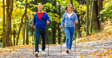 ۱۰ فایده شگفت‌انگیز پیاده‌روی روزانه | با ۱۰ هزار قدم سلامتی‌تان را تضمین کنید