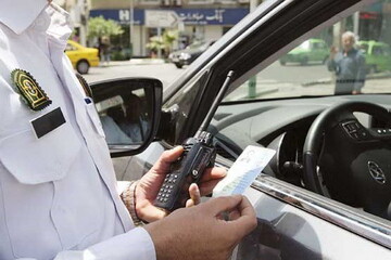 نرخ جرایم رانندگی در سال ۱۴۰۰ / استفاده از تلفن همراه در حین رانندگی ۱۱۰ هزار تومان/ اینفوگرافیک