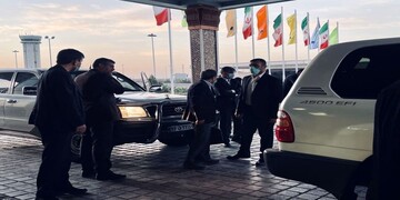 احمدی‌نژاد به دوبی رفت +ویدئو
