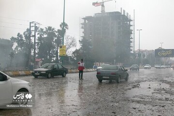تصاویر | «رامیلا» زیر باران سوخت