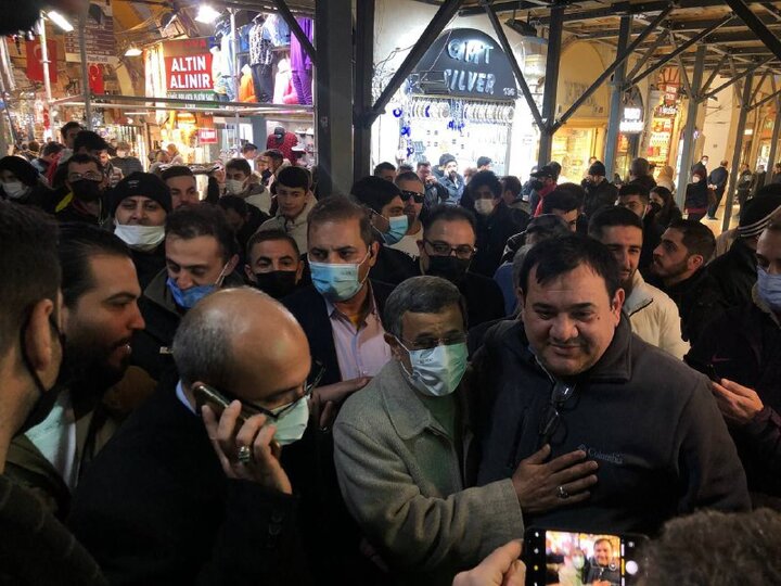 حواشی  سفر احمدی نژاد به ترکیه؛ از تدابیر شدید امنیتی تا حضور در بازار استانبول+فیلم