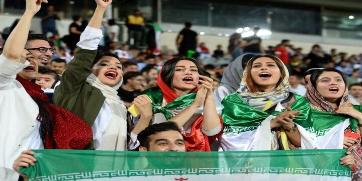 درخواست فیفا برای حضور زنان در رقابت‌های لیگ برتر فوتبال ایران