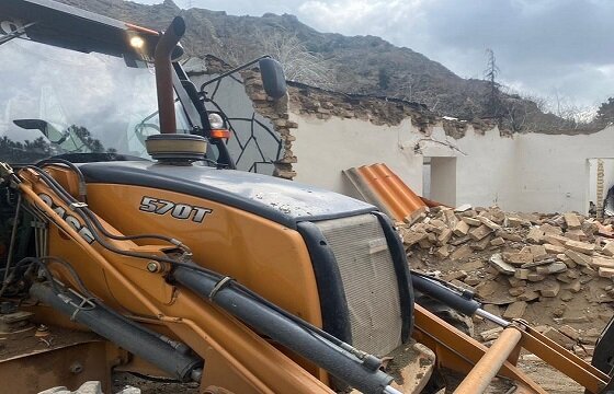 تخریب بنای وزارت کشور در حریم رودخانه کرج