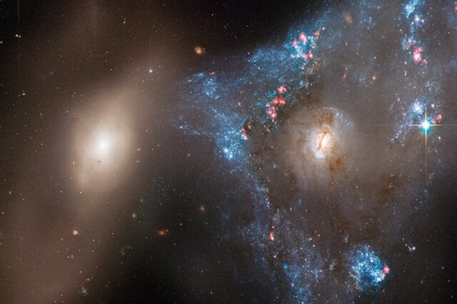 تازه‌ترین تصویر تلسکوپ "هابل" از برخورد کهکشان‌ها