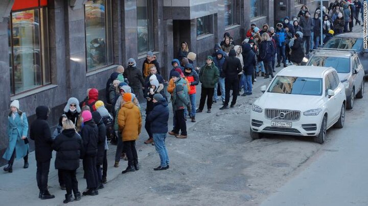 گَرد تحریم در خیابان‌های مسکو