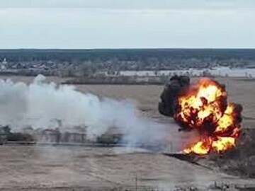 ویدیو | لحظه اصابت موشک اوکراینی به بالگرد روسی در آسمان