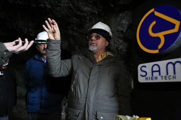 در ایران ۳ میلیارد تن سنگ آهن هماتیت داریم/ سرمایه گذاری در ۵۵۰۰ معدن ایران روند کاهشی داشته است!