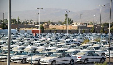 ارزشمندسازی سهام خودرویی آغاز شد / هفته حساس بورس تهران