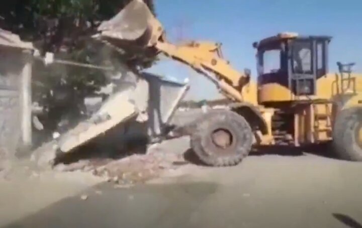 تخریب ویلای ۴ هزار متری رئیس سابق شورای شهر باغستان