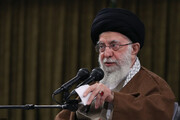 واکنش رهبر انقلاب به شعار هنگام سخنرانی سید حسن خمینی + فیلم