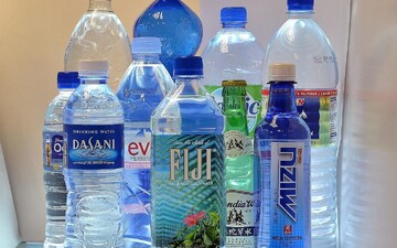 آب معدنی نروژی و فرانسوی ۷۰ هزار تومان/ آب بسته‌بندی از سبد خرید طبقه متوسط حذف شد