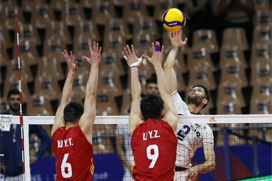 لیگ ملت‌های والیبال ۲۰۲۲ / ایران ۳ - چین ۱ + خلاصه بازی