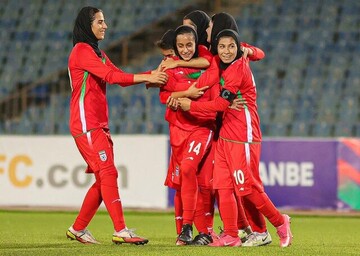 دومین برد فوتبال زنان در کافا / پنج گل در تور تاجیک ها