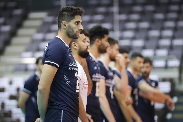 آغاز اردوی والیبال برای مسابقات قهرمانی جهان/دعوت از محمد موسوی،خداحافظی با خوش‌خبر
