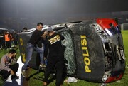 فوتبال خونین در اندونزی با ۱۸۲ کشته + فیلم و تصاویر