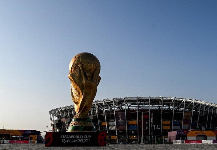 ضرر میزبان‌های جام جهانی از نگاه اکونومیست + فیلم