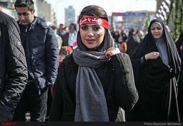 رهبر انقلاب: کسانی که حجاب ضعیف دارند هم دختران خود ما هستند + فیلم