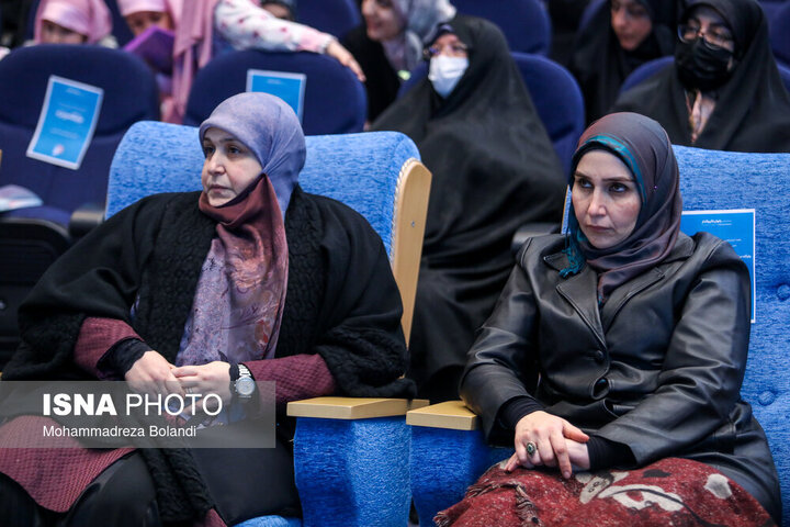 دختر سیدحسن نصرالله در اجلاس زنان تاثیرگذار در ایران + عکس