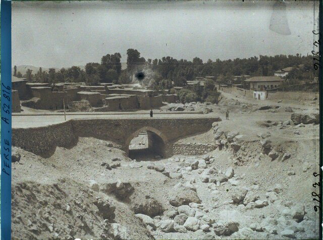 نمایی رنگی از میدان تجریش، یک قرن قبل! + عکس