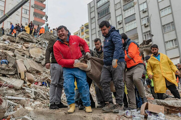 ماجرای دردناک‌ترین تصویر از زلزله ترکیه + عکس