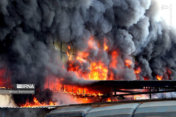 ببینید: آتش سوزی مهیب در کارخانه یخچال الکترو استیل در مشهد