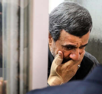 ظهور در نارمک پس از سکوت هفت ماهه؛ احمدی‌نژاد بیمار بود؟