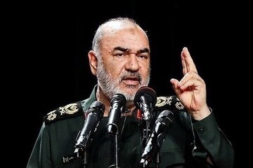 فرمانده سپاه: در همه نبردها، استخوان‌های دشمنان ملت ایران را خرد کرده‌ایم