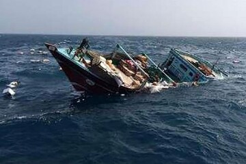 ببینید: سرنشینان لنج غرق شده در خلیج فارس توسط ملوانان نفتکش ایرانی نجات یافتند