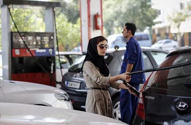 بنزین ایران ارزان ترین در دنیا / قیمت بنزین در عربستان ۲۰ و در ترکیه ۴۰ برابر ایران است
