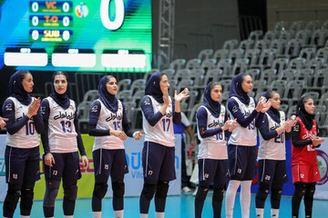 سومین پیروزی زنان والیبال ایران در قهرمانی آسیا