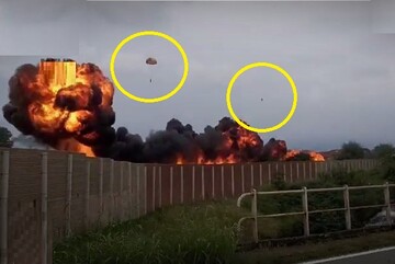 ببینید: لحظه وحشتناک سقوط هواپیمای نظامی ایتالیا / ۴ کشته و زخمی
