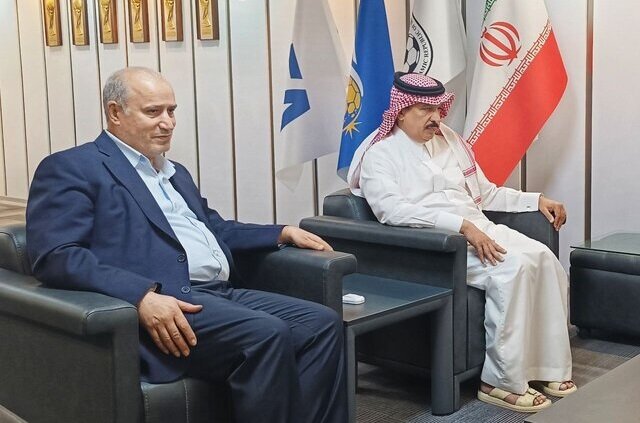 نشست تاج با سفیر عربستان در آستانه دیدار پرسپولیس-النصر