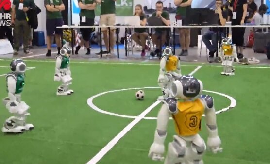 مسابقات فوتبال ربوکاپ ۲۰۲۳ بین ربات‌ها را ببینید + فیلم